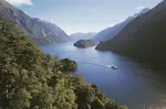 Doubtful Sound New Zealand is a stunning waterway located in the amazing Fiordland National Park New Zealand.