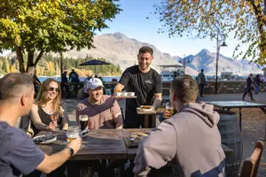 Here's our selection of 5 great Queenstown pubs. With over 100 bars, pubs and restaurants, Queenstown offers unrivaled choice.