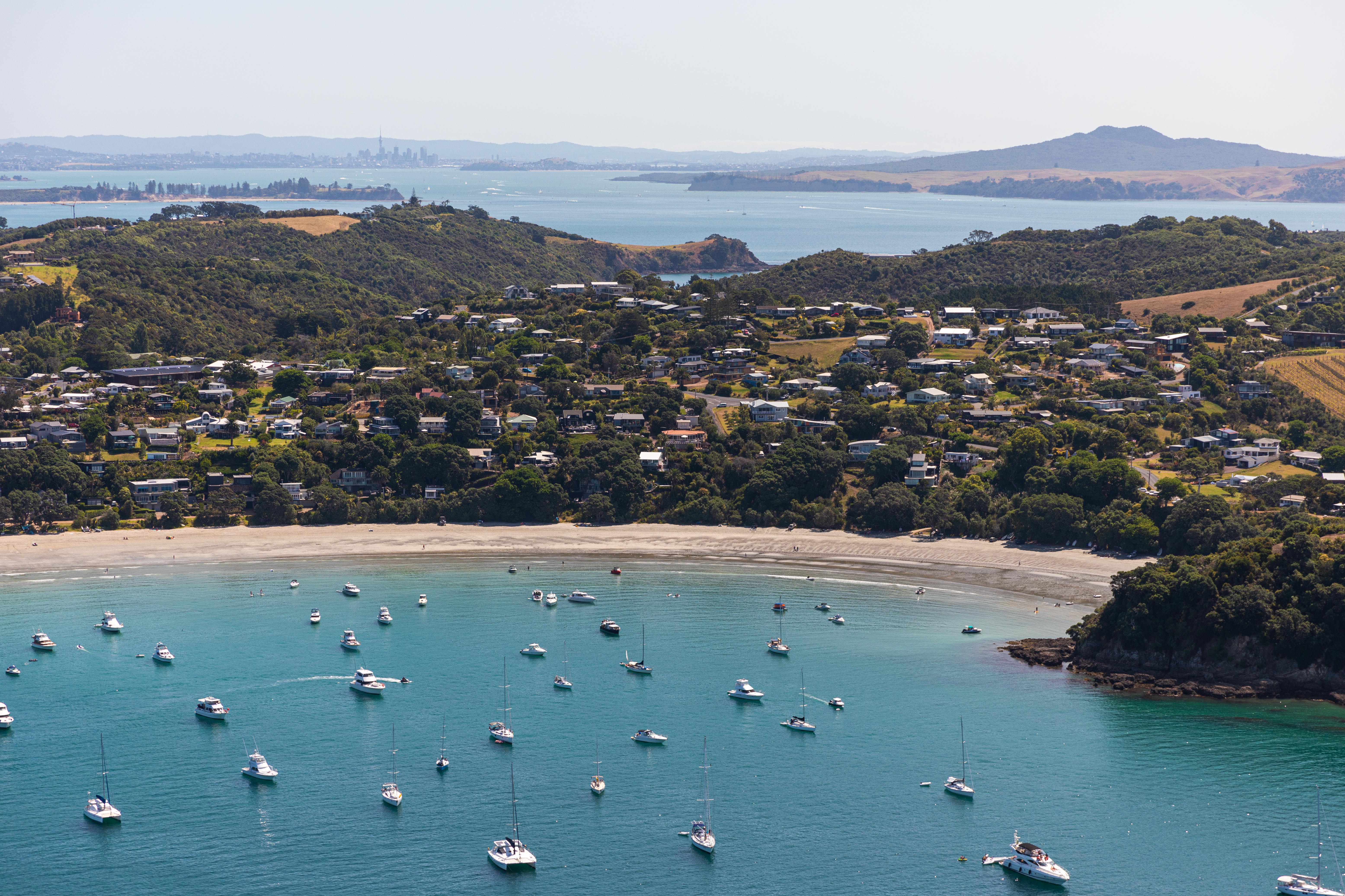 Auckland Waiheke Island ourtesy aucklandnz.com