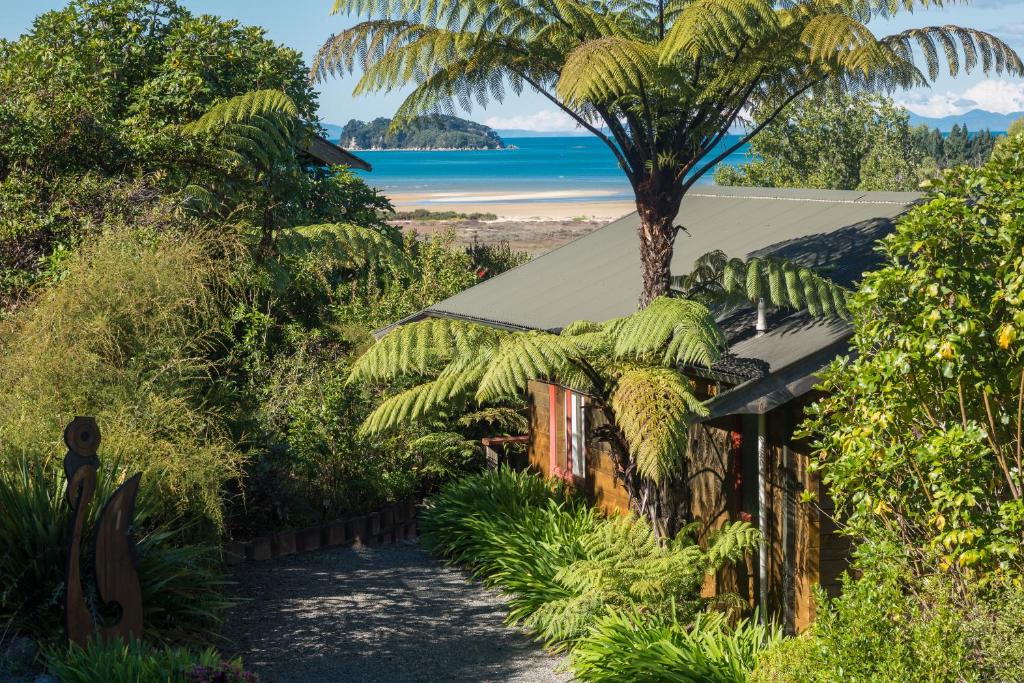 Ocean View Chalets at Marahau
