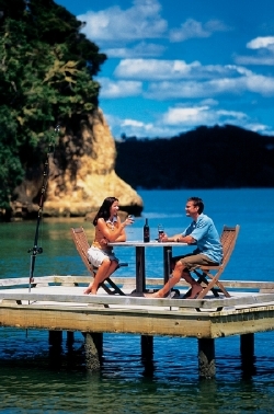 Picture - Dining in the Bay of Islands
