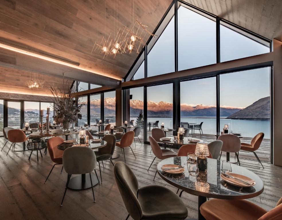 Kamana Lakehouse Dining