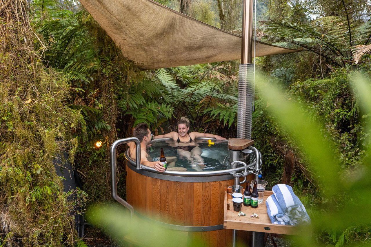 Franz Josef Waiho Hot Tubs Image courtesy RoadyNZ