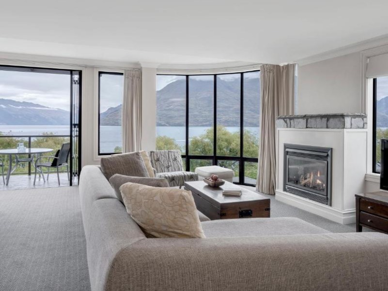 Lake view apartment at Peppers Beacon Queenstown