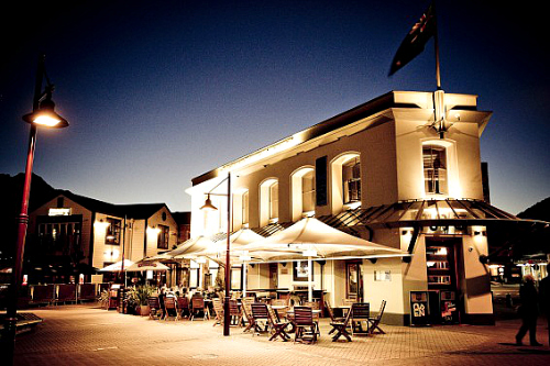 Queenstown's Pub on Wharf